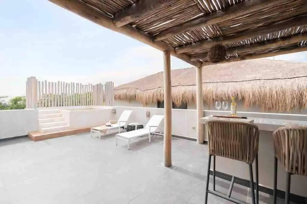 Enjoy Sunsets At Fully Equipped Ph W/Private Pool Apartment Tulum